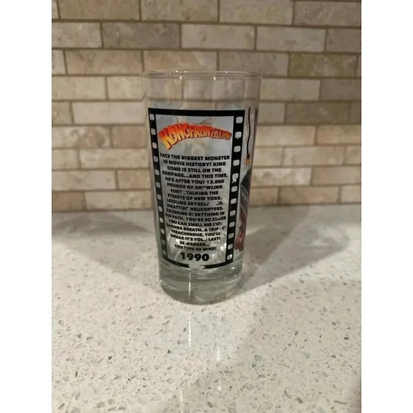 Universal Studios Retro Kongfrontation King Kong Collectible Glass Cup 12oz - Picture 3 of 4